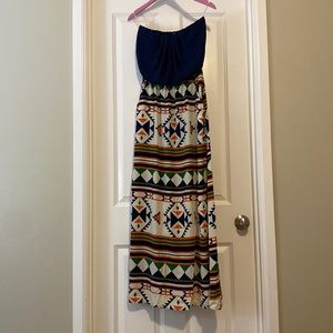 Maxi dress by Jun & Min